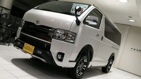 新車ハイエースV　2.8Lディーゼル　4WD　TRD×ペンドルトンコラボカスタム　完成しました！